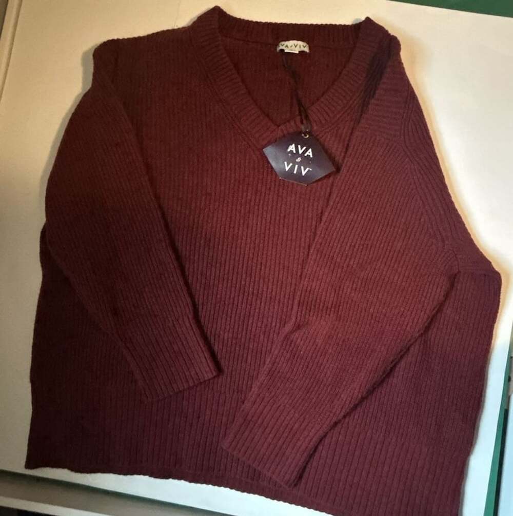 Ava & Viv V-Neck Sweater Size 2X Burgundy Ribbed Knit